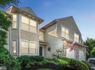 1752 Hood Ln, Maple Glen, PA 19002