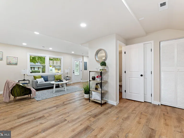 3215 Edgewood Rd — Photo 19