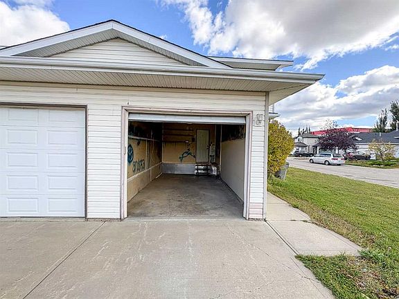 2nd image of 7201 N 106th St