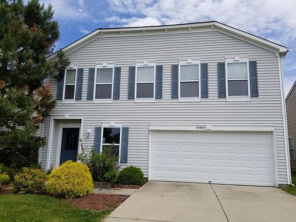 2nd image of 10840 Woods Dr