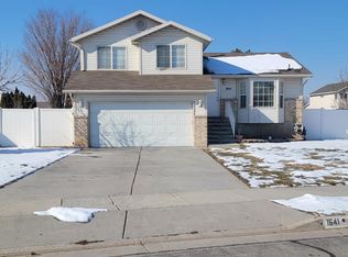 1641 N 2475 W, Clinton, UT 84015