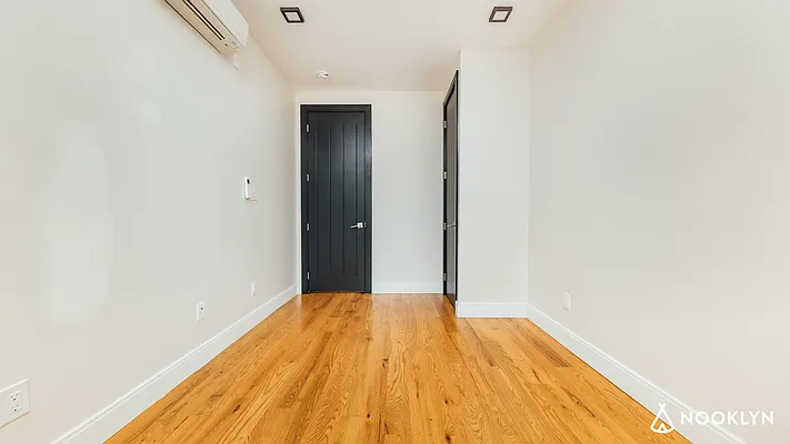 Rented by Nooklyn NYC LLC | media 5