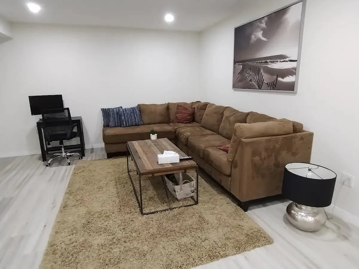 1 bed, $1,100 — Photo 1