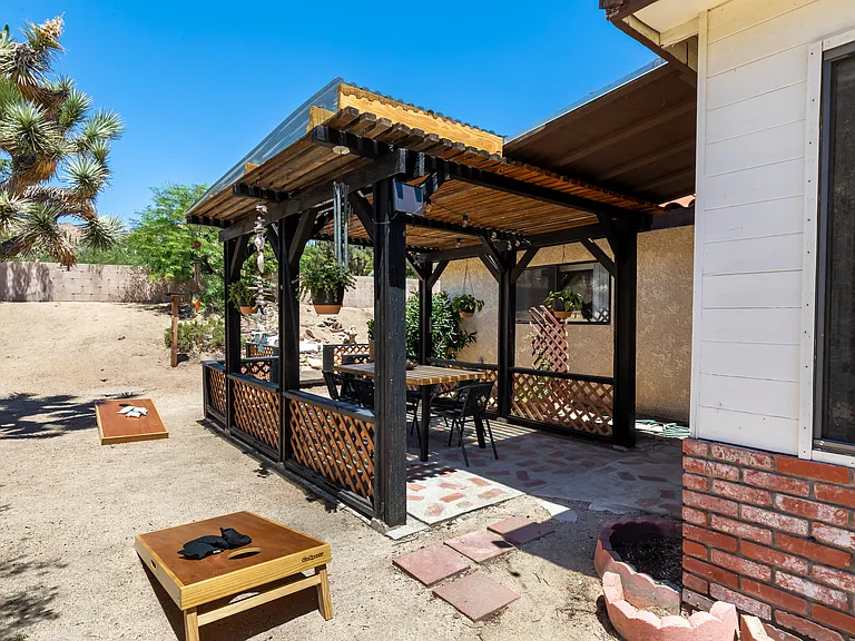 7592 Pinon Dr — Photo 36