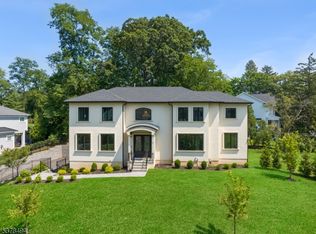 20 Woodfern Rd, Summit, NJ 07901
