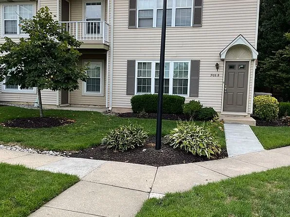3106B Heatherstone Ct #3106, Mount Laurel, NJ 08054