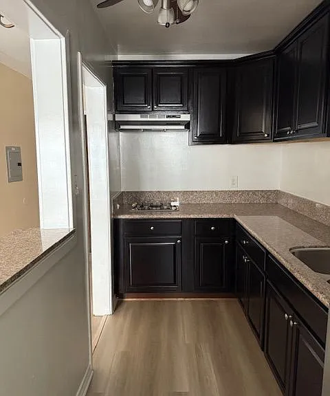619 Hauser Blvd #12 — Photo 8
