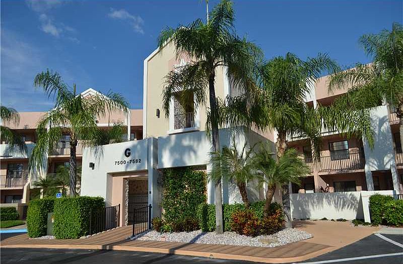 1st image of 7512 Fairfax Dr #107