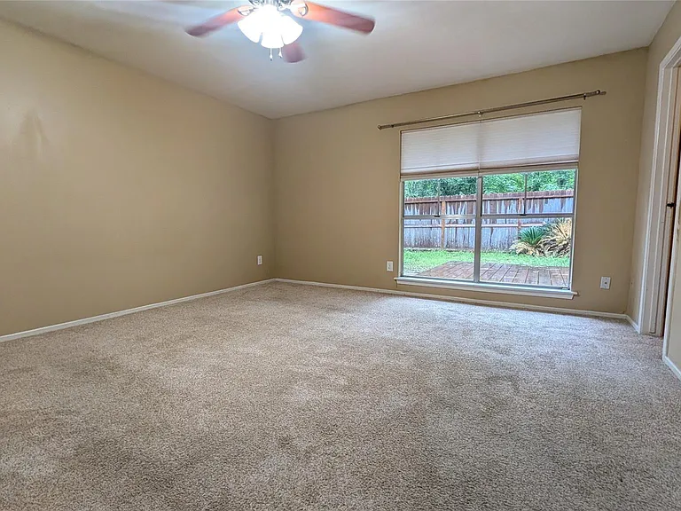 9 Raccoon Ln — Photo 17