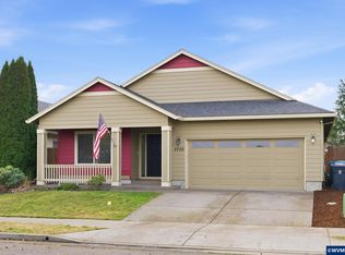 2726 Nina Pl, Hubbard, OR 97032