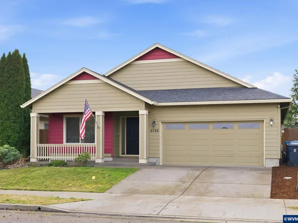 2726 Nina Pl, Hubbard, OR 97032