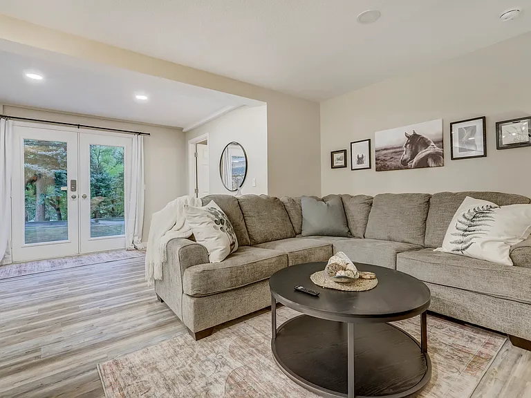 4925 Pike Rd #2 — Photo 4