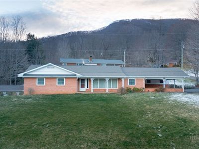 119 Forest Hill Dr, West Jefferson, NC, 28694