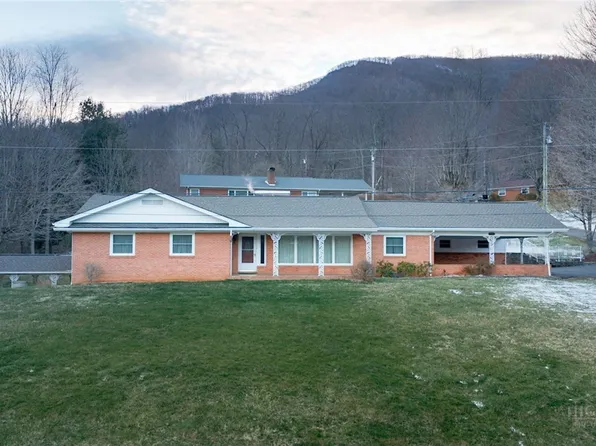 119 Forest Hill Dr, West Jefferson, NC 28694