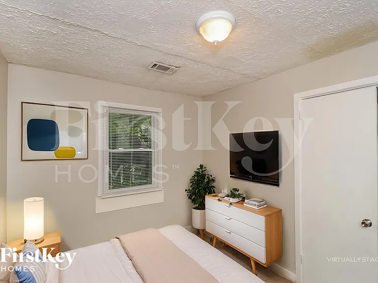 1800 Oakmont Dr NW — Photo 14