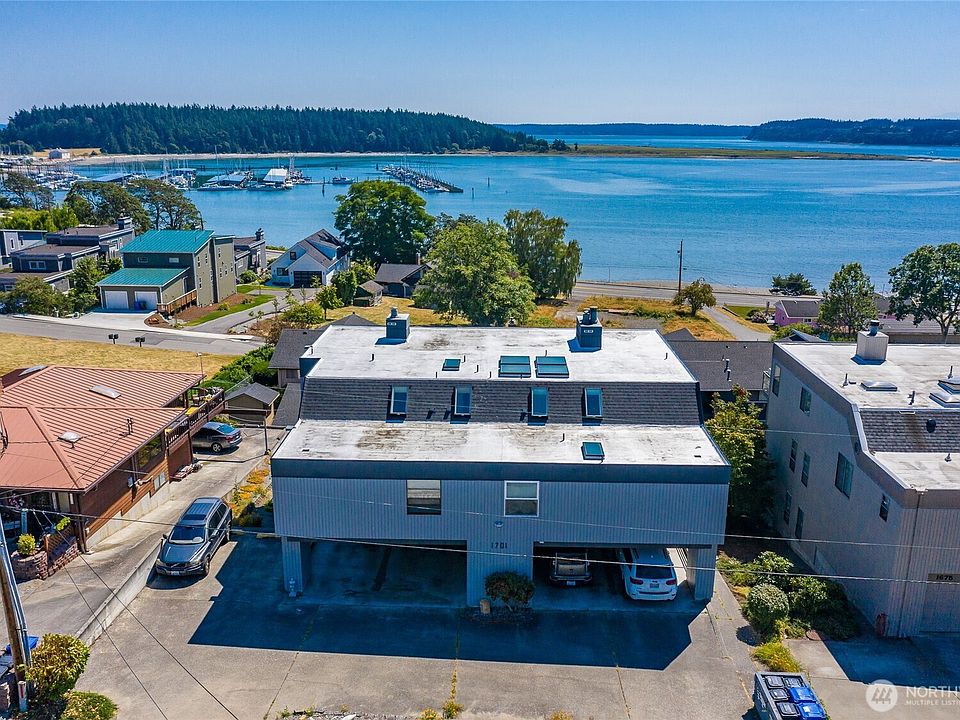 1st image of 1701 SE 9th Avenue #201