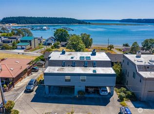 1701 SE 9th Ave UNIT 201, Oak Harbor, WA