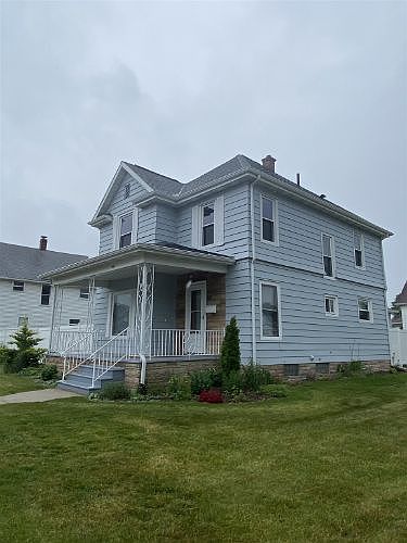 1st image of 901 S Main St
