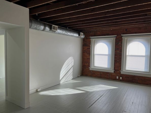 1221 N High St APT 3D