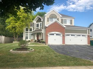 513 Sierra Pl, Gurnee, IL 60031