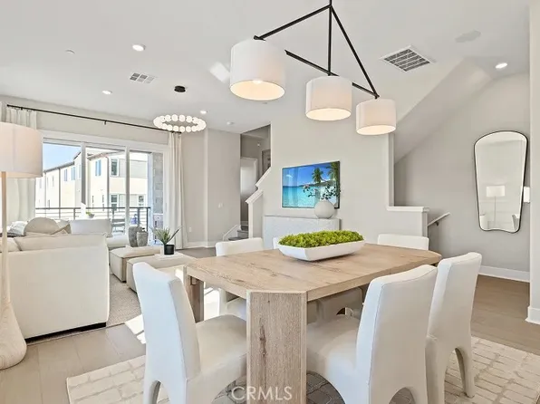 15 Merit, Irvine, CA 92618