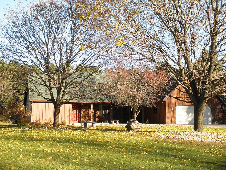 Front of home - 4 bedrm!