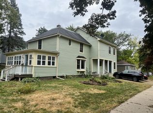 800 College St S, Northfield, MN 55057