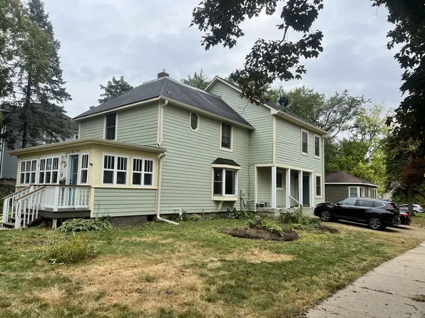 800 College St S, Northfield, MN 55057