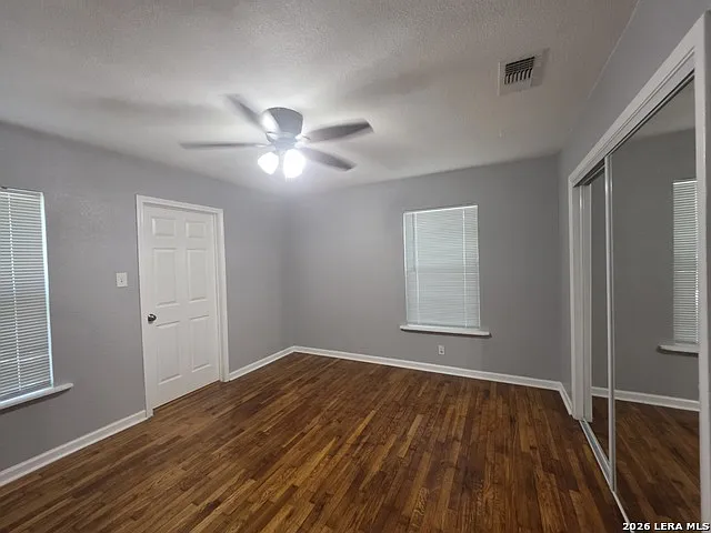 255 Walton Ave — Photo 7