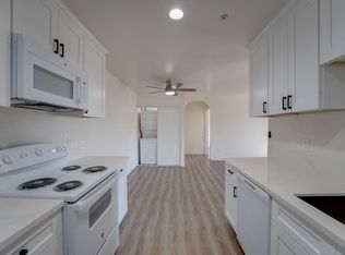 920 Sycamore Ave #107, Vista, CA 92081