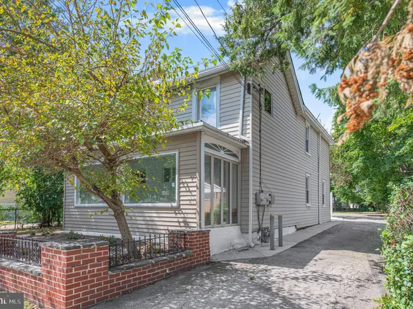 7330 Sycamore Ave, Elkins Park, PA 19027