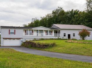 111 Laughard Ln #E/W, Seward, PA 15954