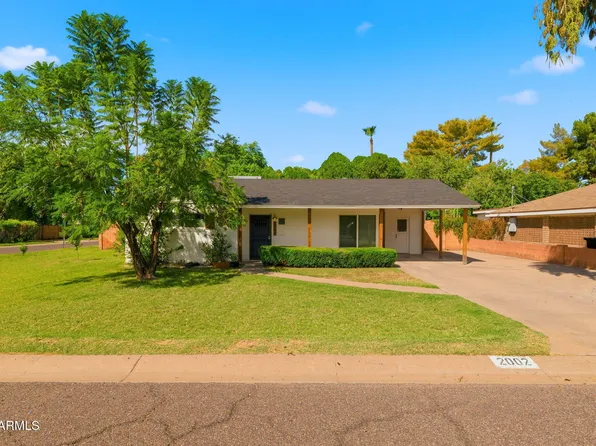 2002 N 39TH Street, Phoenix, AZ 85008