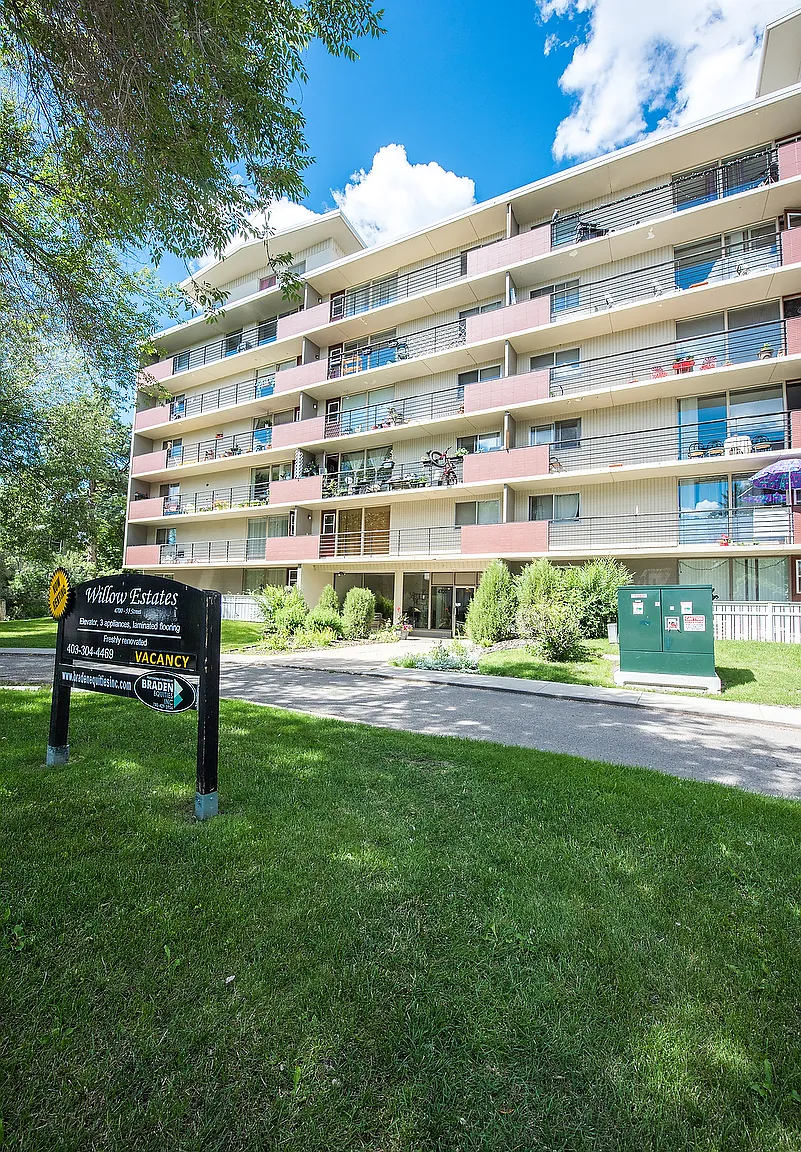 Willow Estates — Photo 4