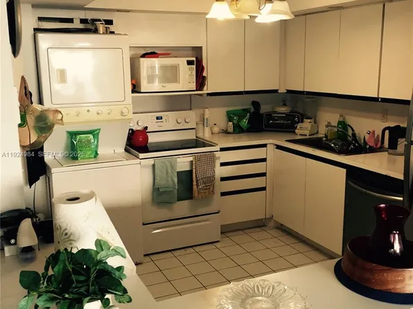 1865 Brickell Ave APT A1211, Miami, FL 33129