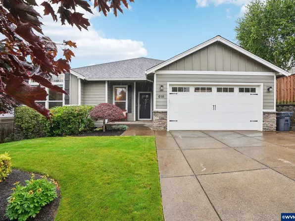 616 Golden Eagle St NW, Salem, OR 97304