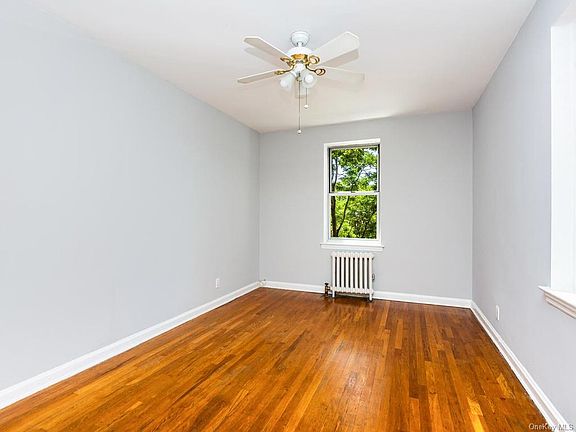 5th image of 38 Laurel Pl APT 2J