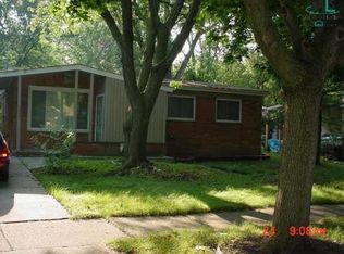24060 Marlow St, Oak Park, MI 48237