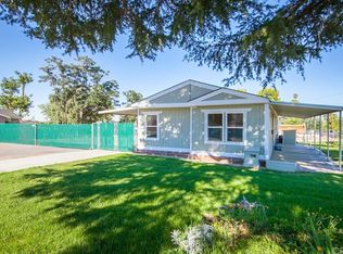 906 2nd St, Calimesa, CA 92320