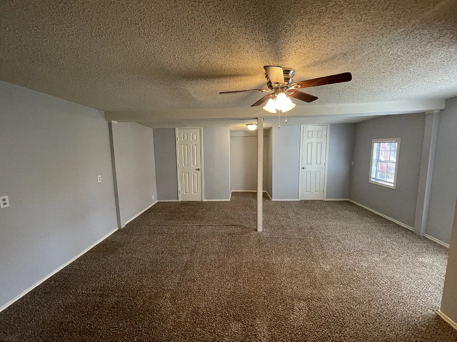 3 bed, 2.0 bath, 1713 sqft, $1,300 — Photo 4