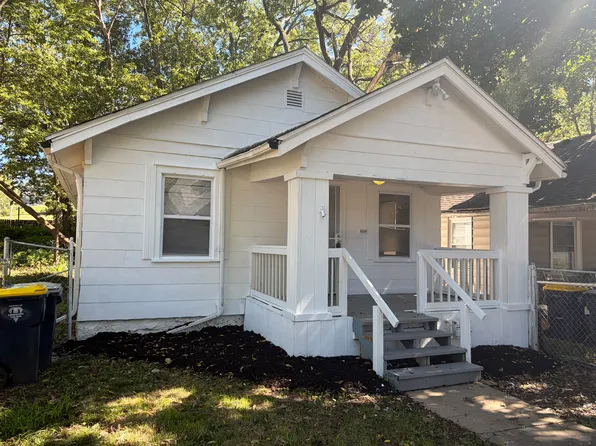 4007 Flora Ave, Kansas City, MO 64110