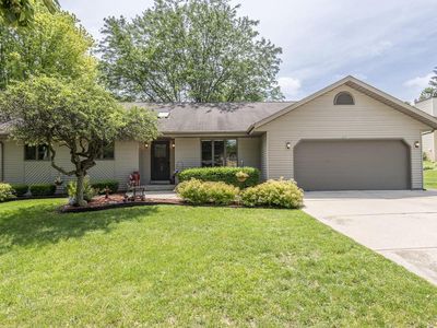 1015 Hawthorn DRIVE, West Bend, WI, 53095