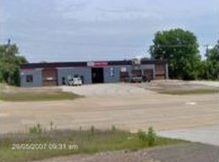 908 State Highway 64 W, Henderson, TX 75652