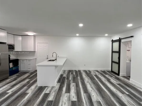 17621 NW 42nd Ave, Miami Gardens, FL 33055