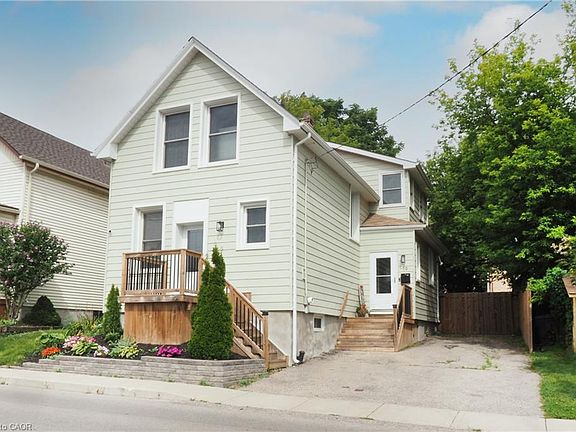 2nd image of 19 Douglas St