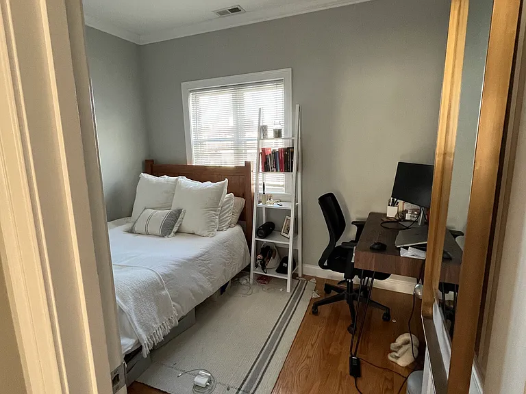 3 Webb Park — Photo 8