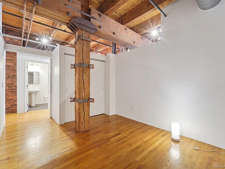1801 Wynkoop St #317 — Photo 17