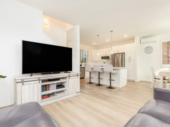 94-1211 Haleululaau St #A242, Waipahu, HI 96797