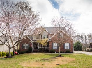 406 Meadow Lake Trl, Greer, SC 29650