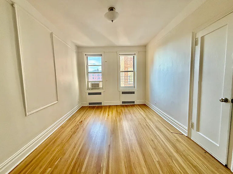 40 Shore Blvd #5H — Photo 15